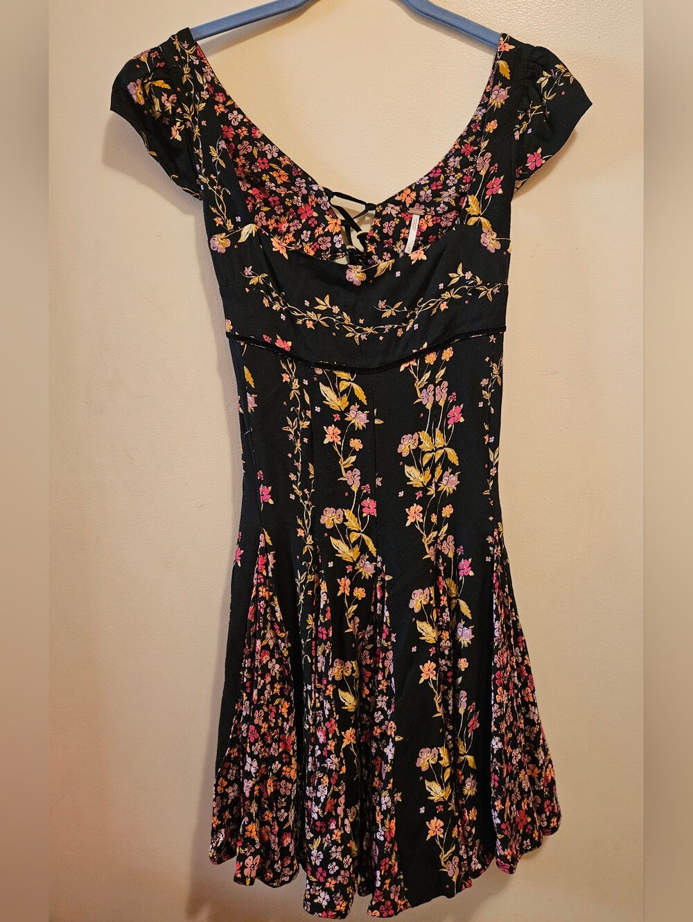 Free People Black Floral Fit & Flare Mini Dress | XS | Boho Cottagecore Fairycor - Picture 2 of 16